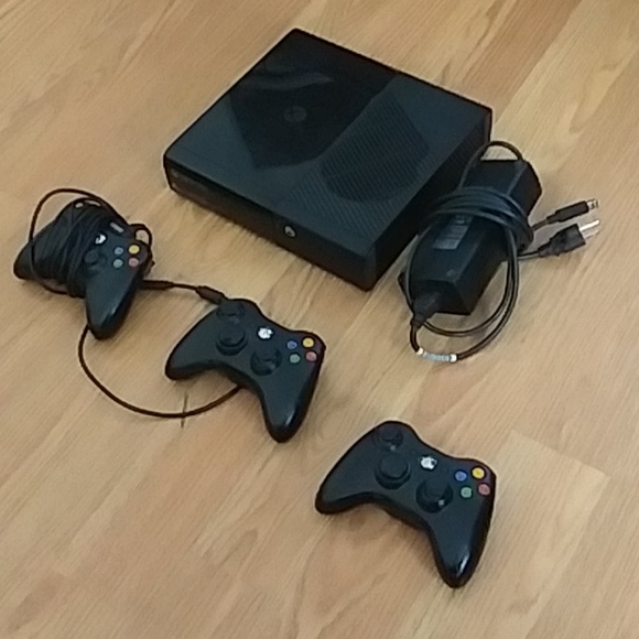 Games - Picture 2 of 5